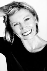 Narelle Hooper